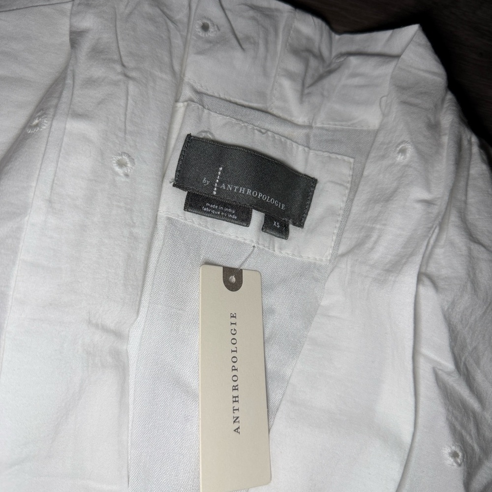 The Tommie Cap Sleeve smocked front zip shirt dress eyelet trim edition - Picture 9 of 13
